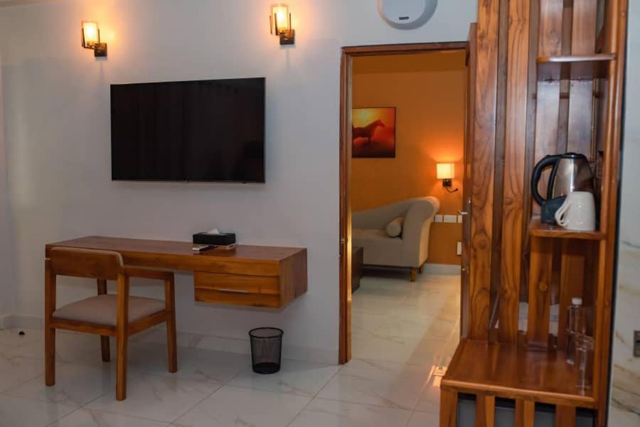 Best Western Jangwani Sea Breeze Resort Dar es Salaam Esterno foto